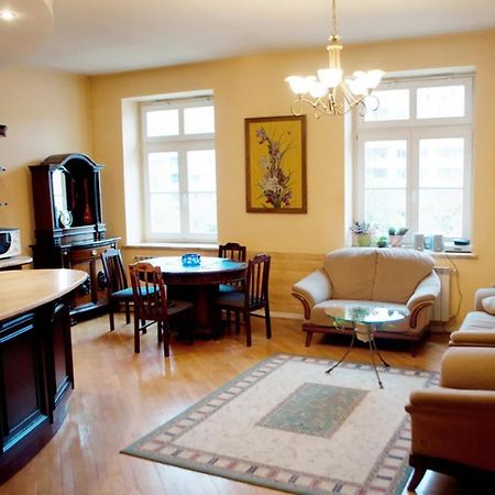 Two Bedroom Luxury Apartment Lviv Exteriör bild